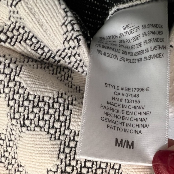 Anthropologie eri + ali polka dot top off shoulder, size Medium - Picture 5 of 6